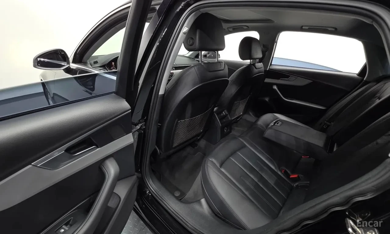Audi A4 45 TFSI | АВТОФИНАНСИРАНЕ | ЦЕНА ДО БЪЛГАРИЯ, снимка 12 - Автомобили и джипове - 56156021