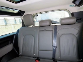 Land Rover Defender D250 SE* 360 KAM* КОЖА* ПОДГРЕВ* ПАНОРАМА, снимка 17