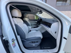 VW Touareg 3.0 R-Line Matrix SoftClose Distronic+ Keyless Go , снимка 11