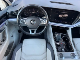 VW Touareg 3.0 R-Line Matrix SoftClose Distronic+ Keyless Go , снимка 10