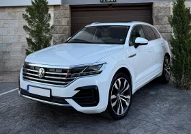 VW Touareg 3.0 R-Line Matrix SoftClose Distronic+ Keyless Go , снимка 1