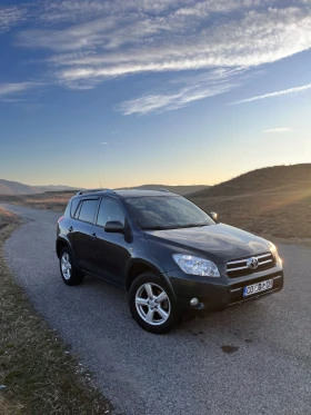 Toyota Rav4 2.2 luxury/кожа/мултимедия/регистрирана/4х4, снимка 6