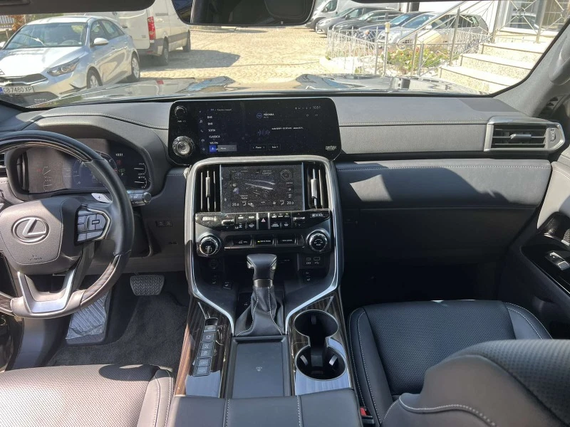 Lexus LX 600, снимка 7 - Автомобили и джипове - 47191087