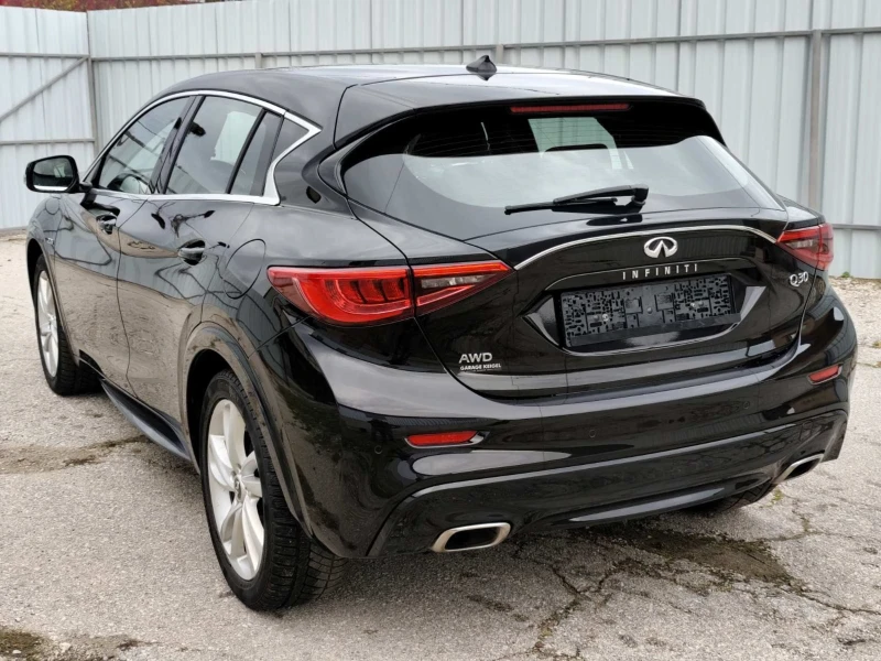Infiniti Q30 2.2d, снимка 6 - Автомобили и джипове - 50074748