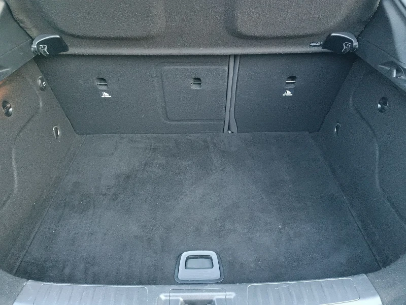 Infiniti Q30 2.2d, снимка 17 - Автомобили и джипове - 50074748