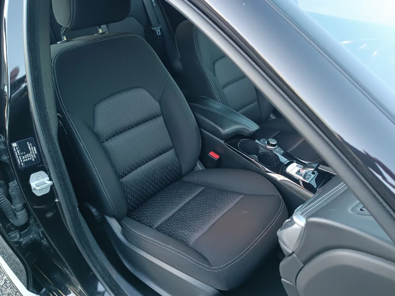 Infiniti Q30 2.2d, снимка 11 - Автомобили и джипове - 50074748