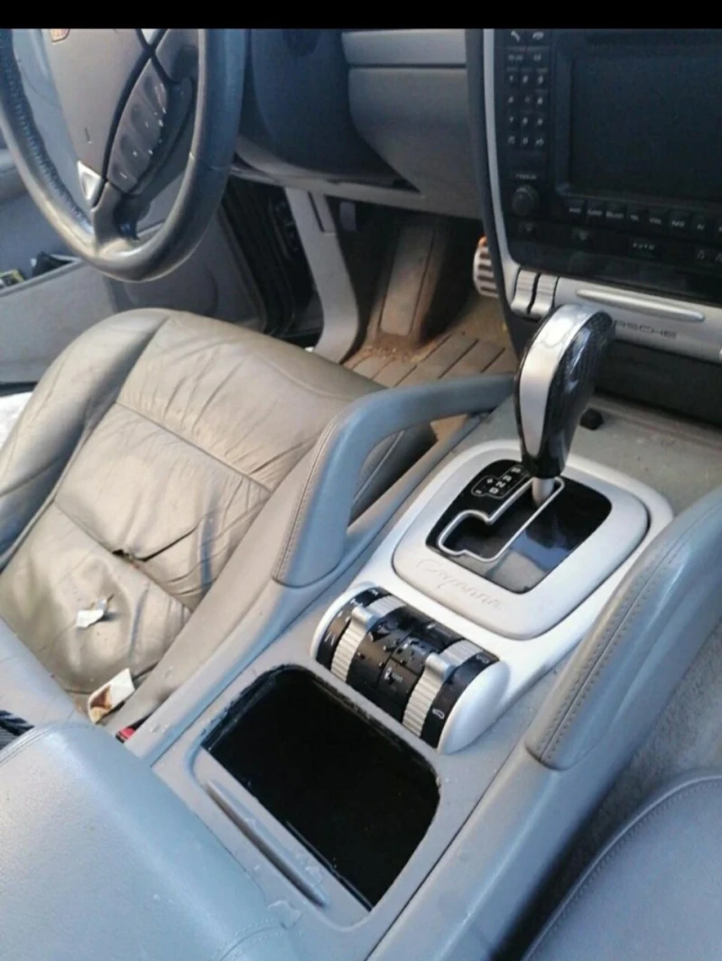 Porsche Cayenne, снимка 7 - Автомобили и джипове - 51973427