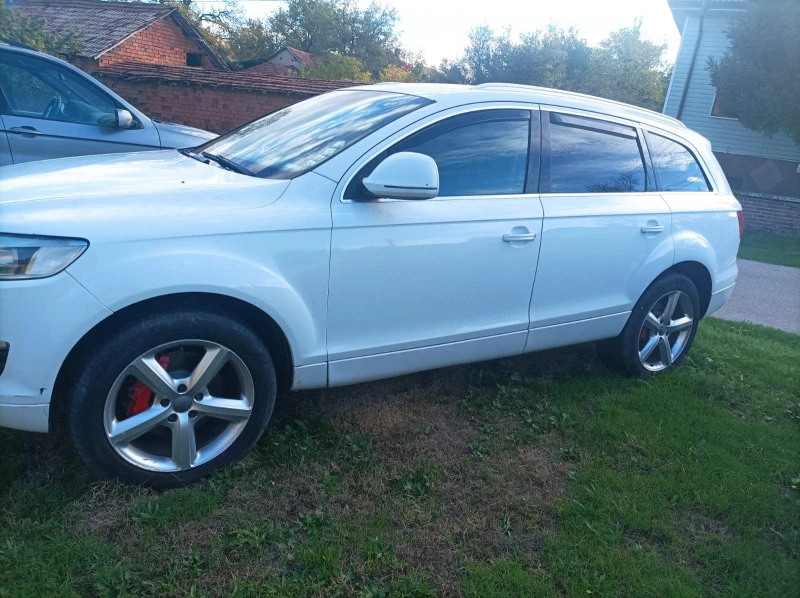 Audi Q7, снимка 2 - Автомобили и джипове - 52265326