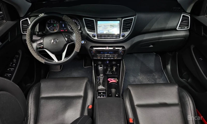 Hyundai Tucson, снимка 7 - Автомобили и джипове - 52723041