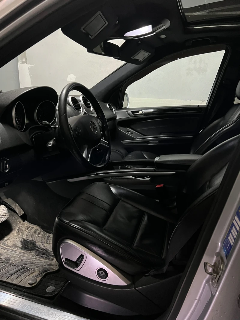 Mercedes-Benz ML 320, снимка 7 - Автомобили и джипове - 53226108