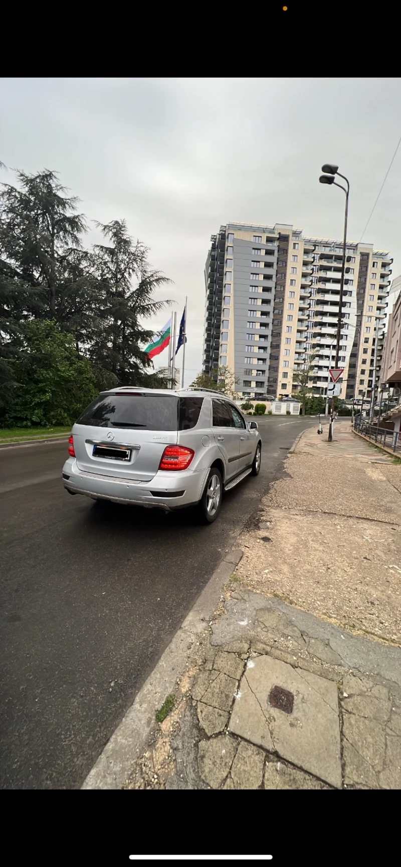 Mercedes-Benz ML 320, снимка 4 - Автомобили и джипове - 53226108
