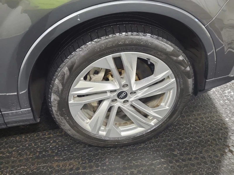 Audi Q7 * Komfort * CARFAX * ЦЕНА ДО БГ, снимка 15 - Автомобили и джипове - 53342887