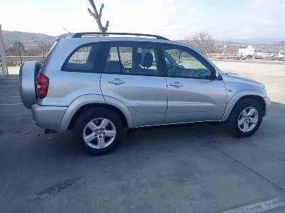 Toyota Rav4  - изображение 4
