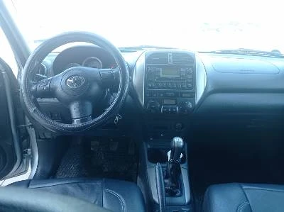 Toyota Rav4  - изображение 6