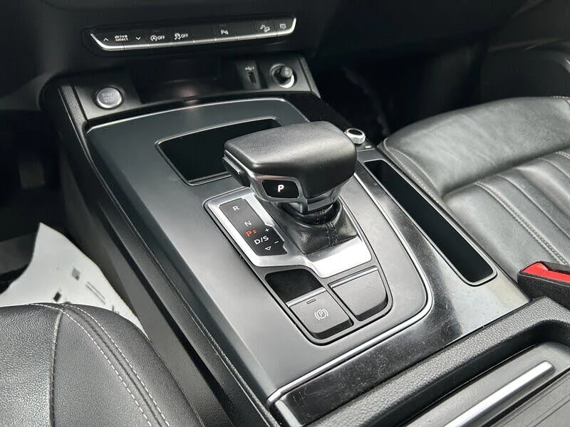 Audi Q5 40 TFSI * Premium * АвтоКредит * (ЦЕНА ДО БГ), снимка 12 - Автомобили и джипове - 53252479