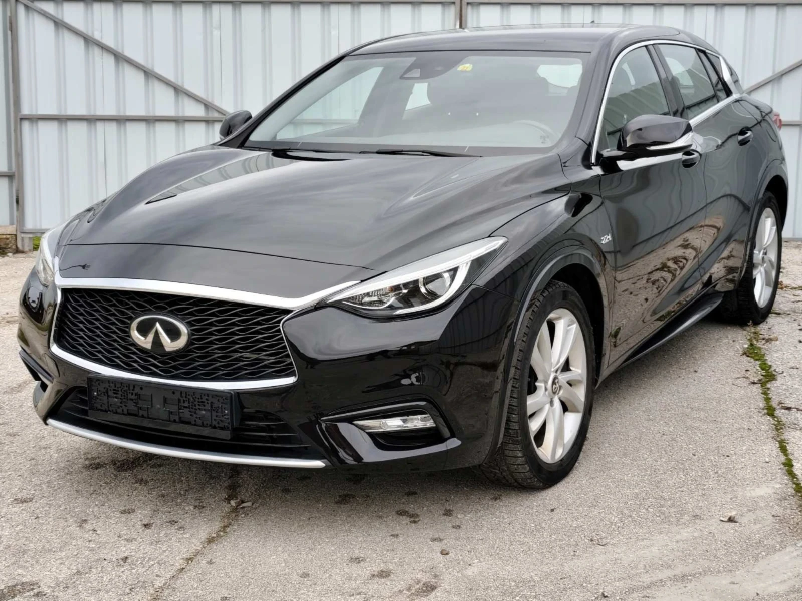 Infiniti Q30 2.2d, снимка 1