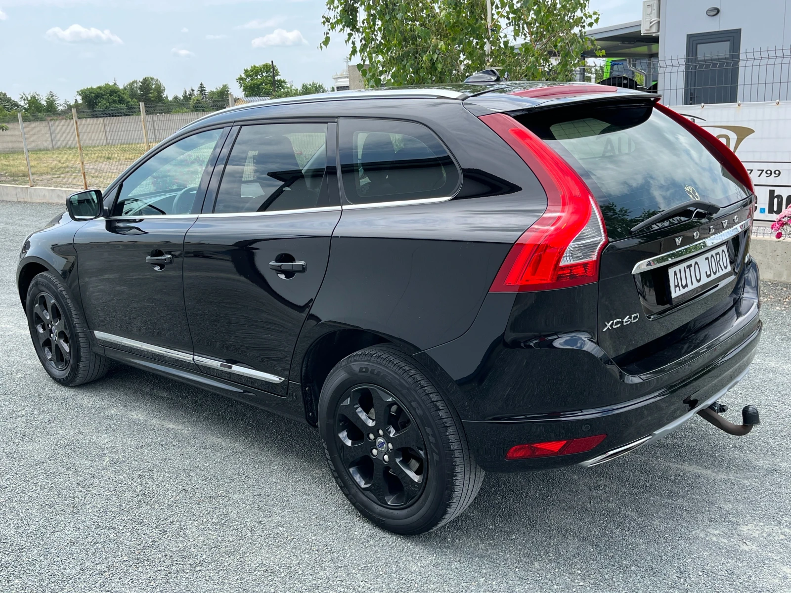 Volvo XC60 2.0D4-150k.c. - изображение 2