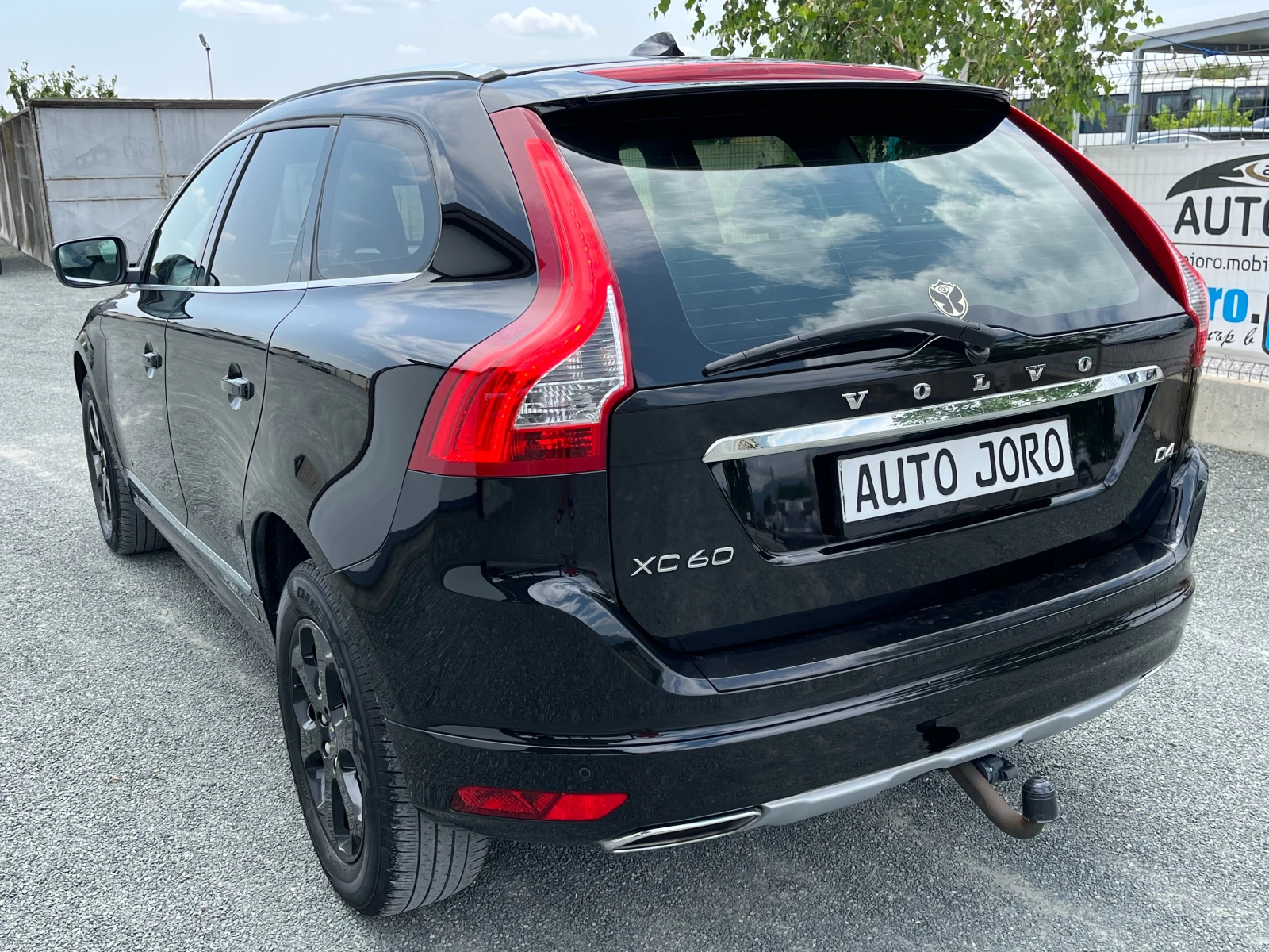Volvo XC60 2.0D4-150k.c. - изображение 3