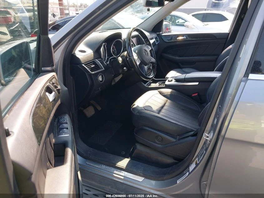 Mercedes-Benz GL 450 2016 MERCEDES-BENZ GL 450 4MATIC - изображение 8