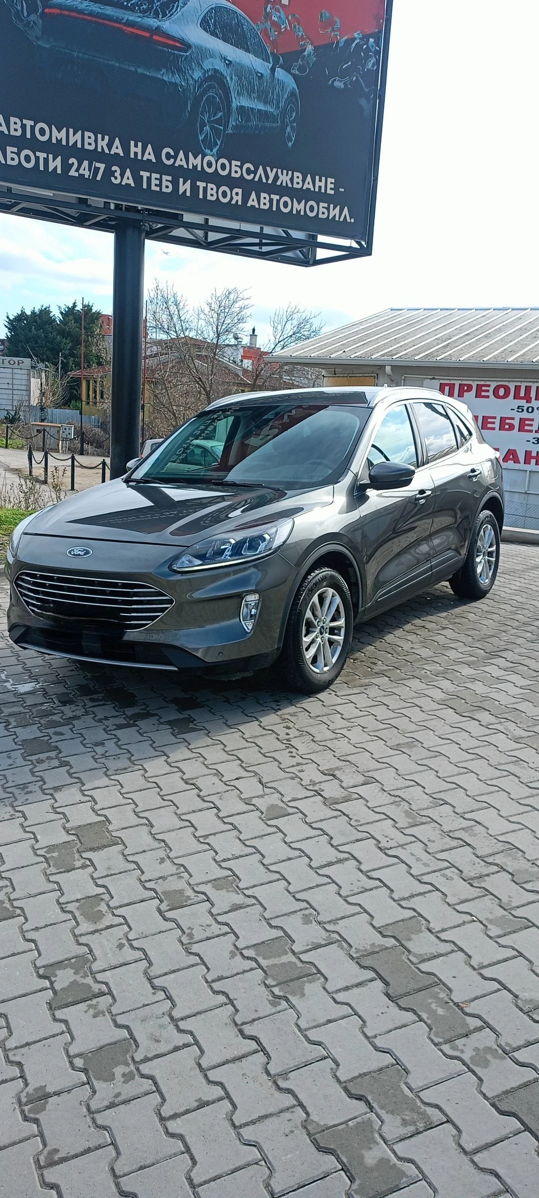 Ford Kuga Хибриден HEV