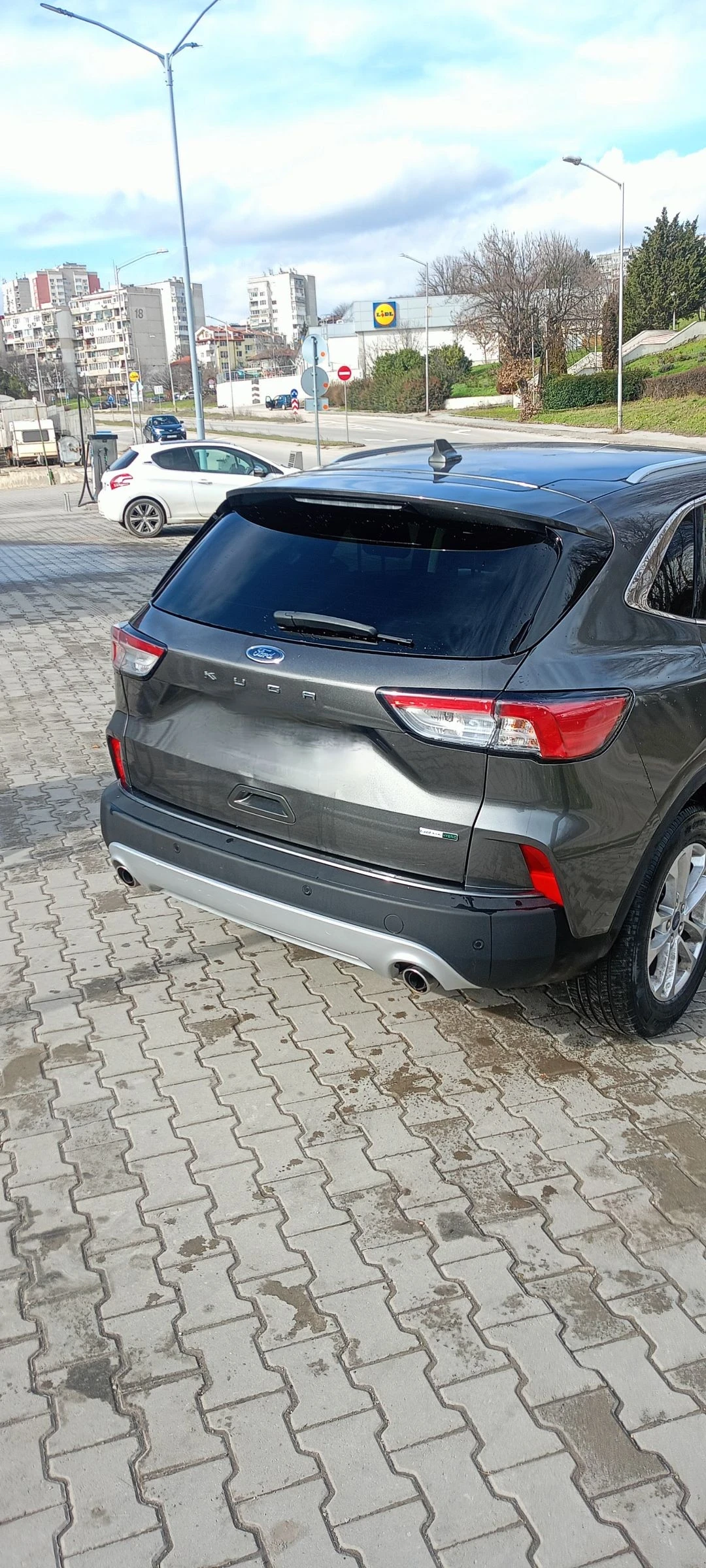 Ford Kuga Хибриден HEV, снимка 2 - Автомобили и джипове - 53607918