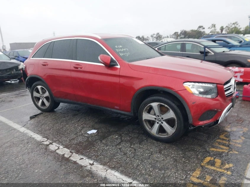 Mercedes-Benz GLC 300 2.0L I-4 DI, DOHC, VVT, TURBO, 241HP 4X2 Drive | Mobile.bg � ����������� 1