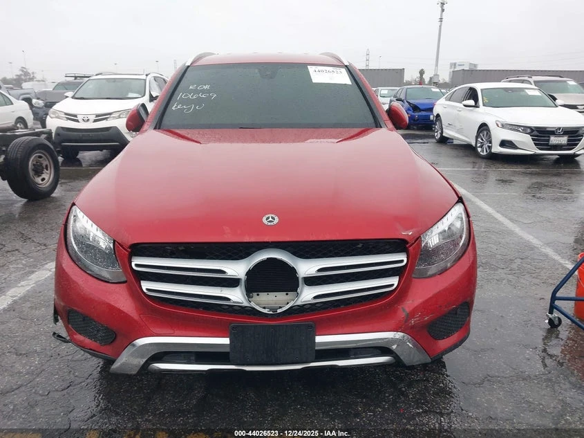 Mercedes-Benz GLC 300 2.0L I-4 DI, DOHC, VVT, TURBO, 241HP 4X2 Drive | Mobile.bg � ����������� 12
