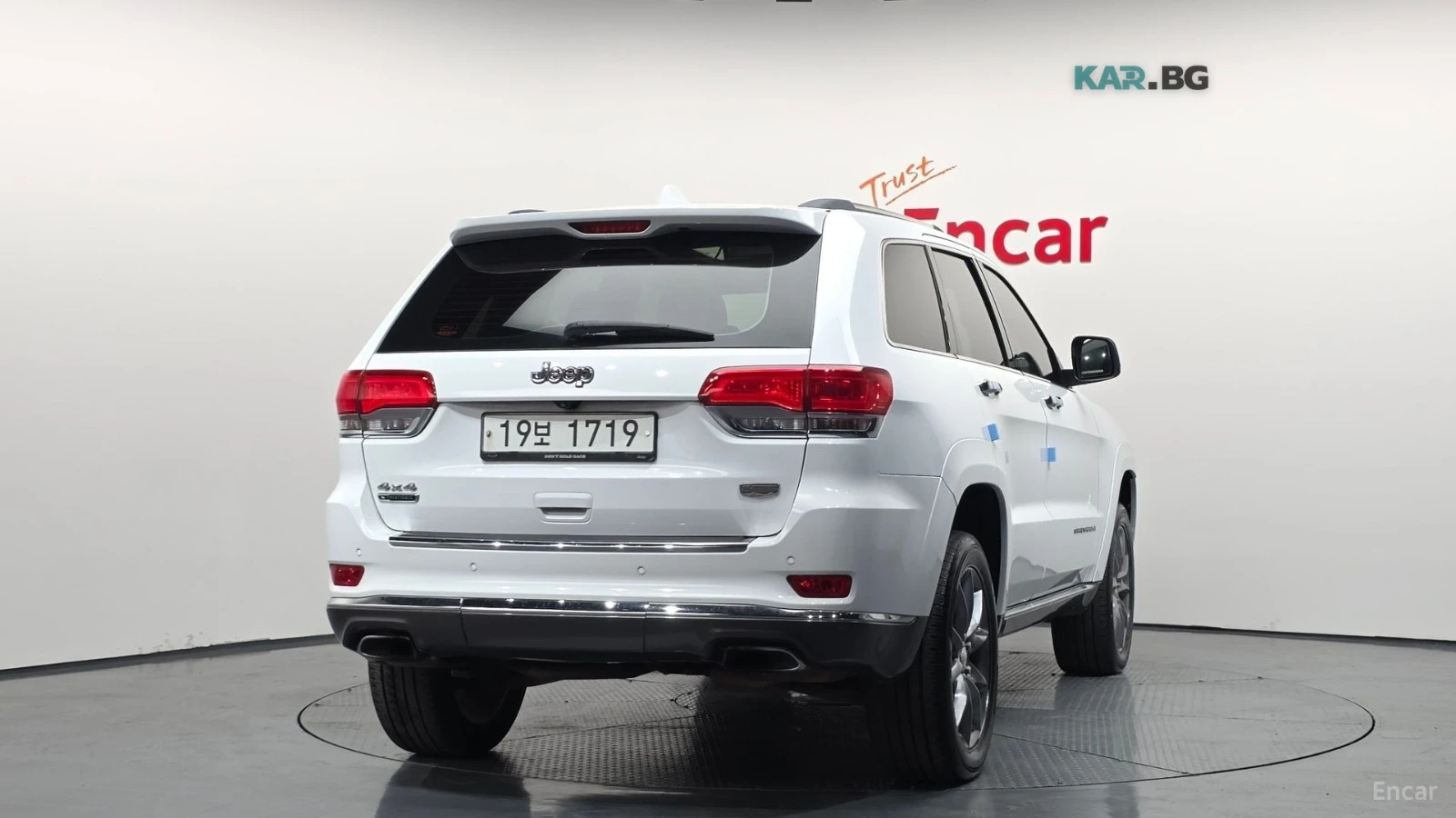 Jeep Cherokee SUMMIT / DISTRONIC / ОБДУХ / ПОДГРЕВИ / ПАНОРАМА, снимка 4 - Автомобили и джипове - 54597288