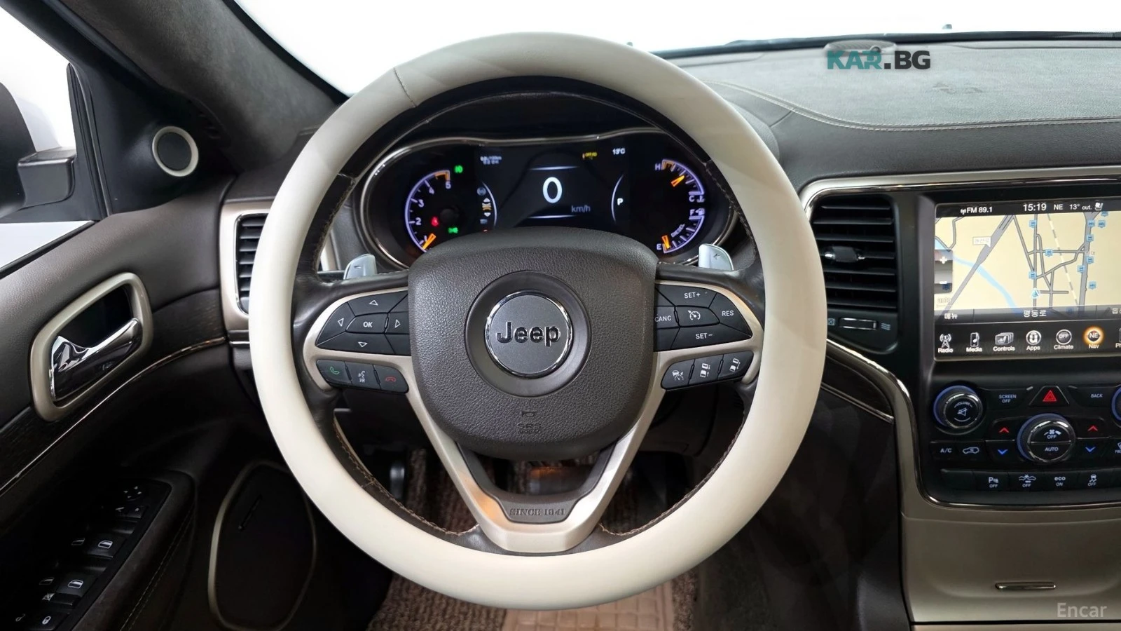 Jeep Cherokee SUMMIT / DISTRONIC / ОБДУХ / ПОДГРЕВИ / ПАНОРАМА, снимка 14 - Автомобили и джипове - 54597288
