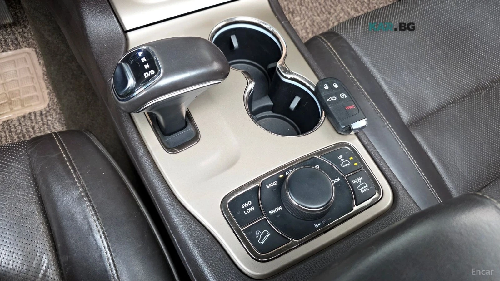 Jeep Cherokee SUMMIT / DISTRONIC / ОБДУХ / ПОДГРЕВИ / ПАНОРАМА, снимка 9 - Автомобили и джипове - 54597288