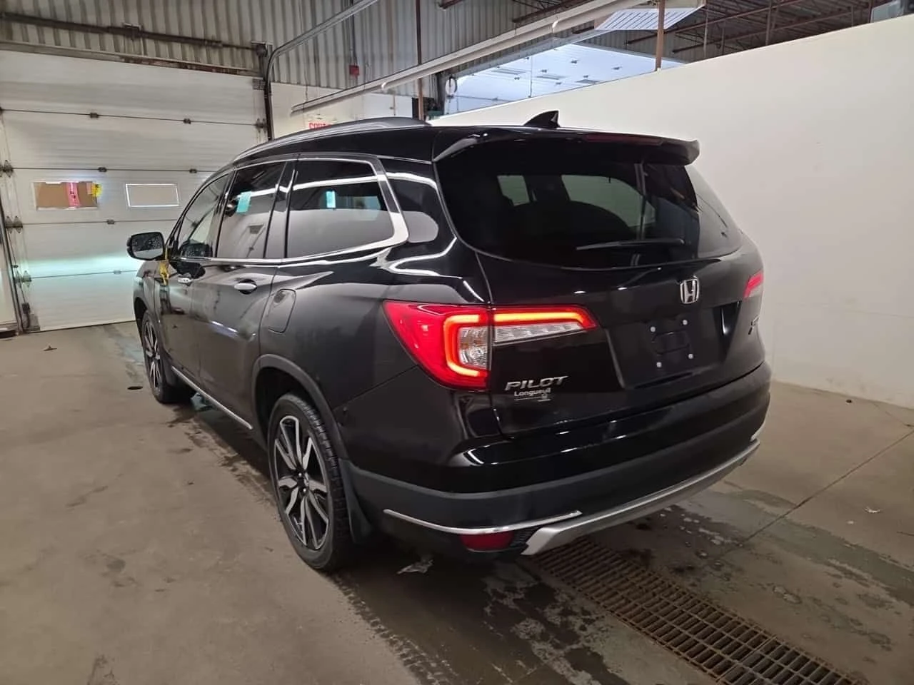 Honda Pilot TOURING 8 PASSENGER| AMBIENT| 2 КЛЮЧА| , снимка 4 - Автомобили и джипове - 54930502