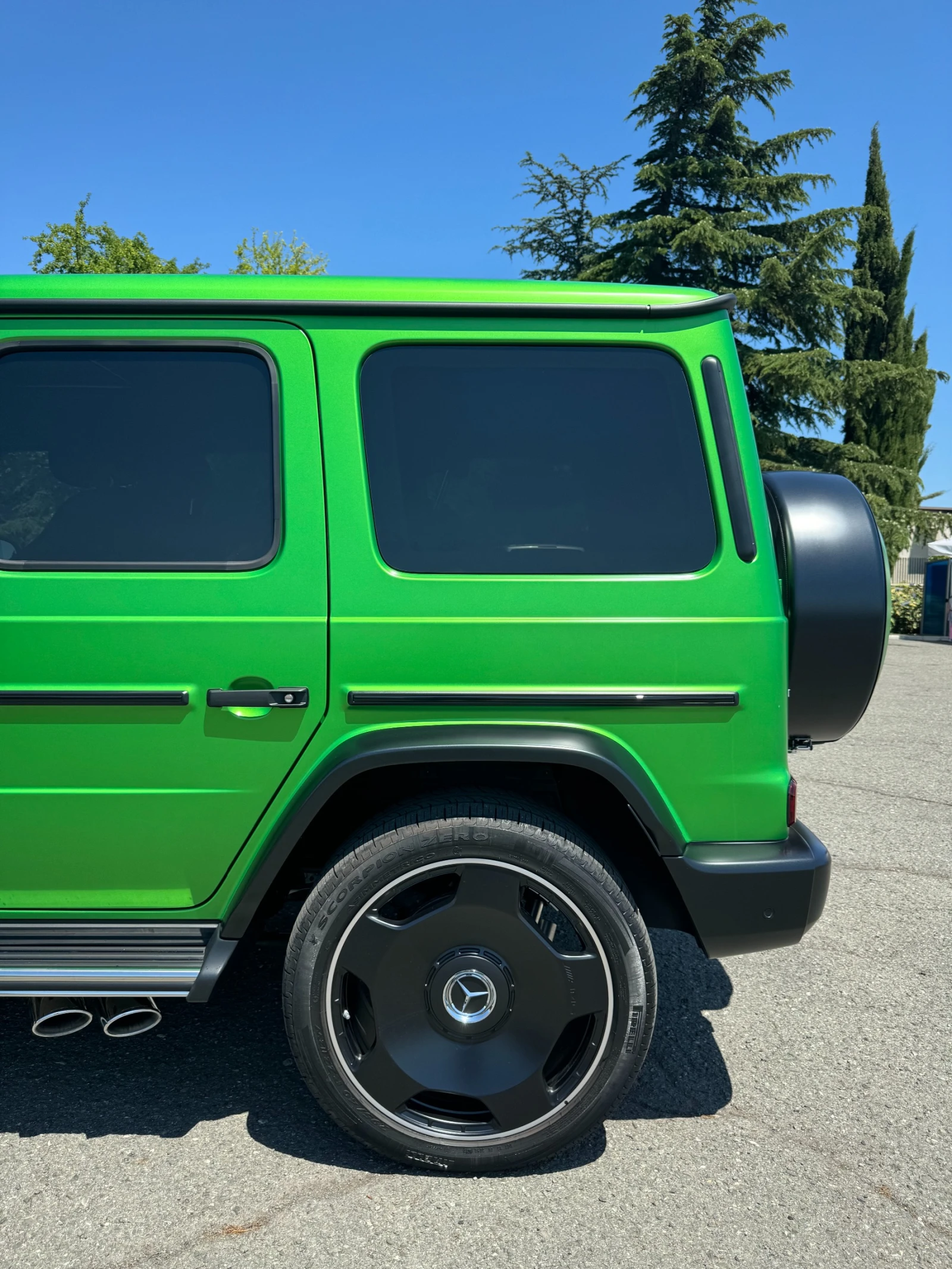 Mercedes-Benz G 63 AMG Carbon Magno, снимка 8 - Автомобили и джипове - 55484613
