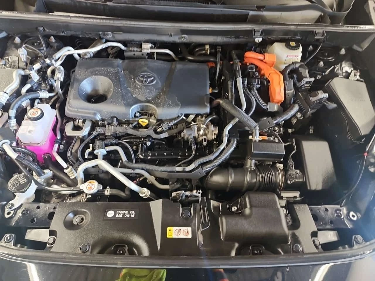 Toyota Rav4 * XSE * АВТОКРЕДИТ БЕЗ ПЪРВОНАЧАЛНА ВНОСКА* , снимка 15 - Автомобили и джипове - 55649694