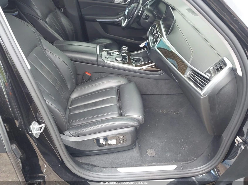 BMW X7 3.0l xDrive40I, снимка 5 - Автомобили и джипове - 56041928