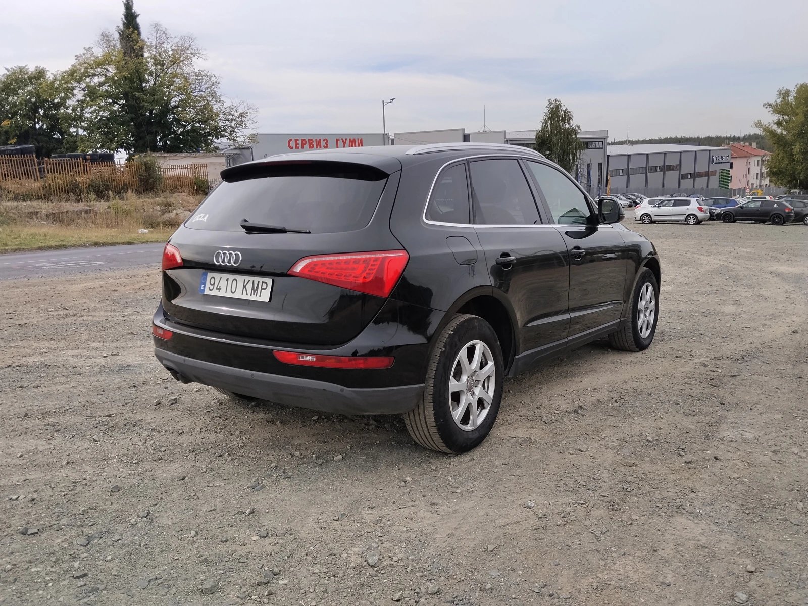 Audi Q5 2.0 TDI 170к.с Quattro/S-tronic  обслужен/Bi-Xenon, снимка 4 - Автомобили и джипове - 56209335