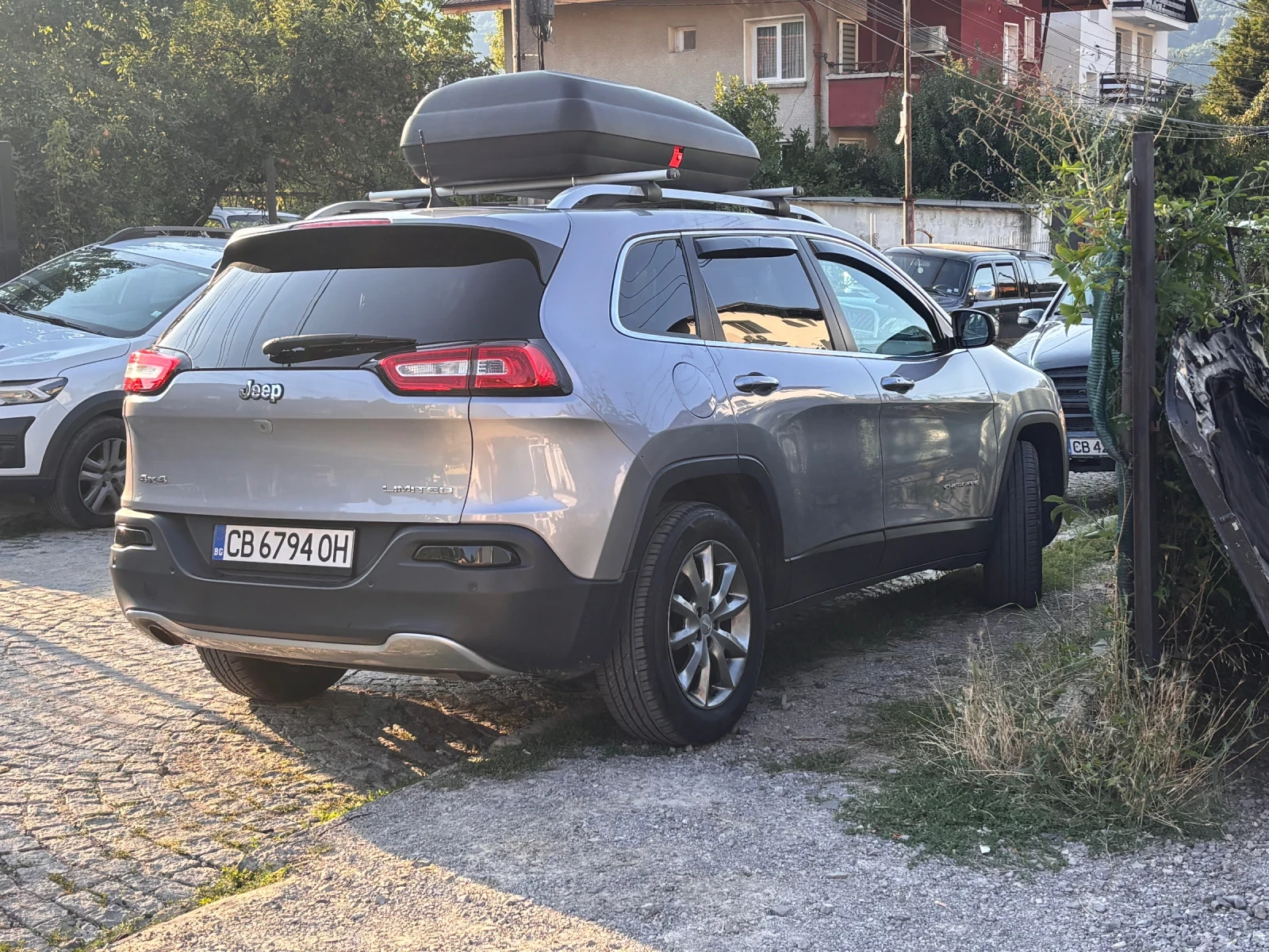 Jeep Cherokee 2.4 limited , снимка 6 - Автомобили и джипове - 56273210