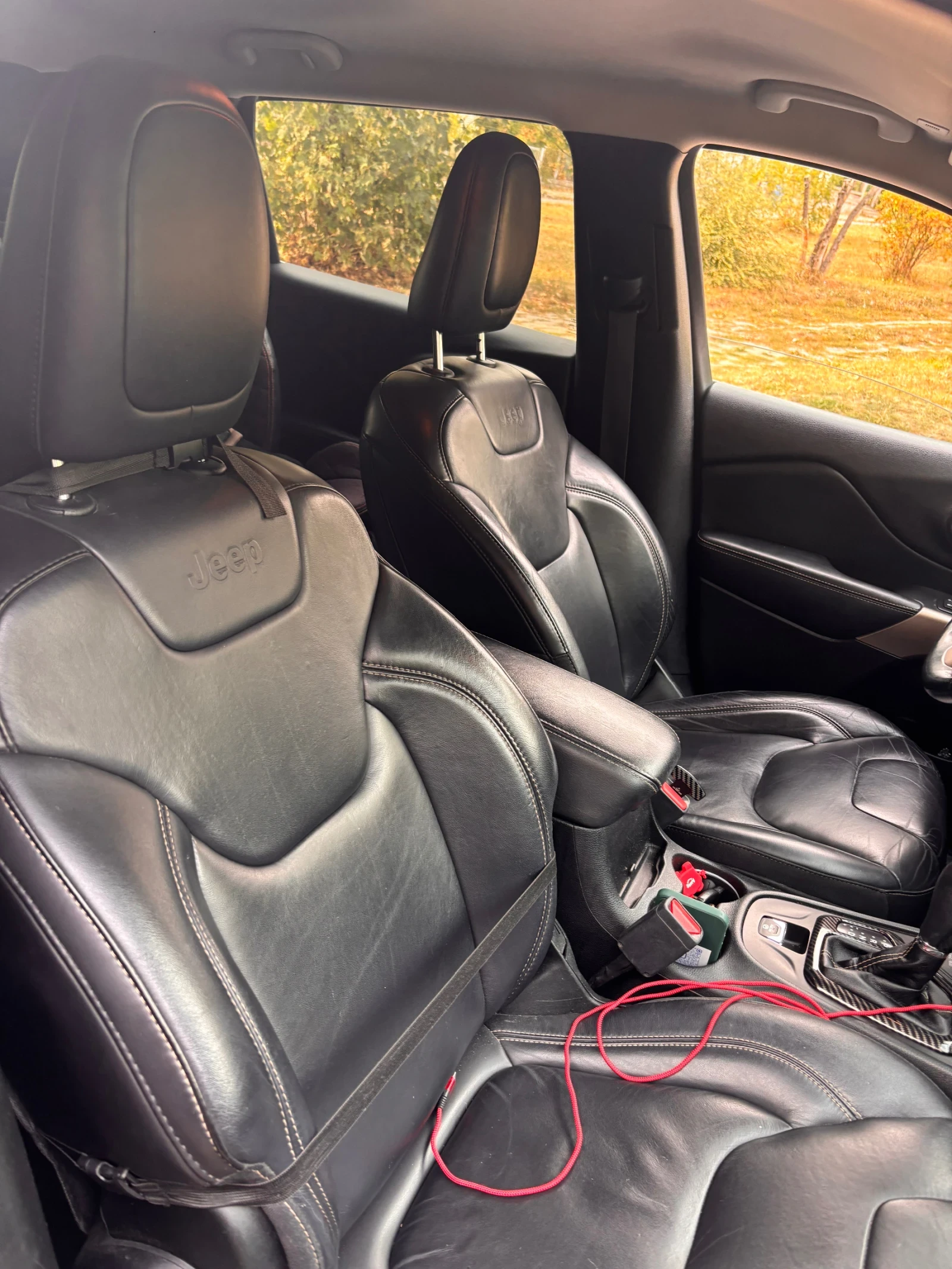 Jeep Cherokee 2.4 limited , снимка 10 - Автомобили и джипове - 56273210