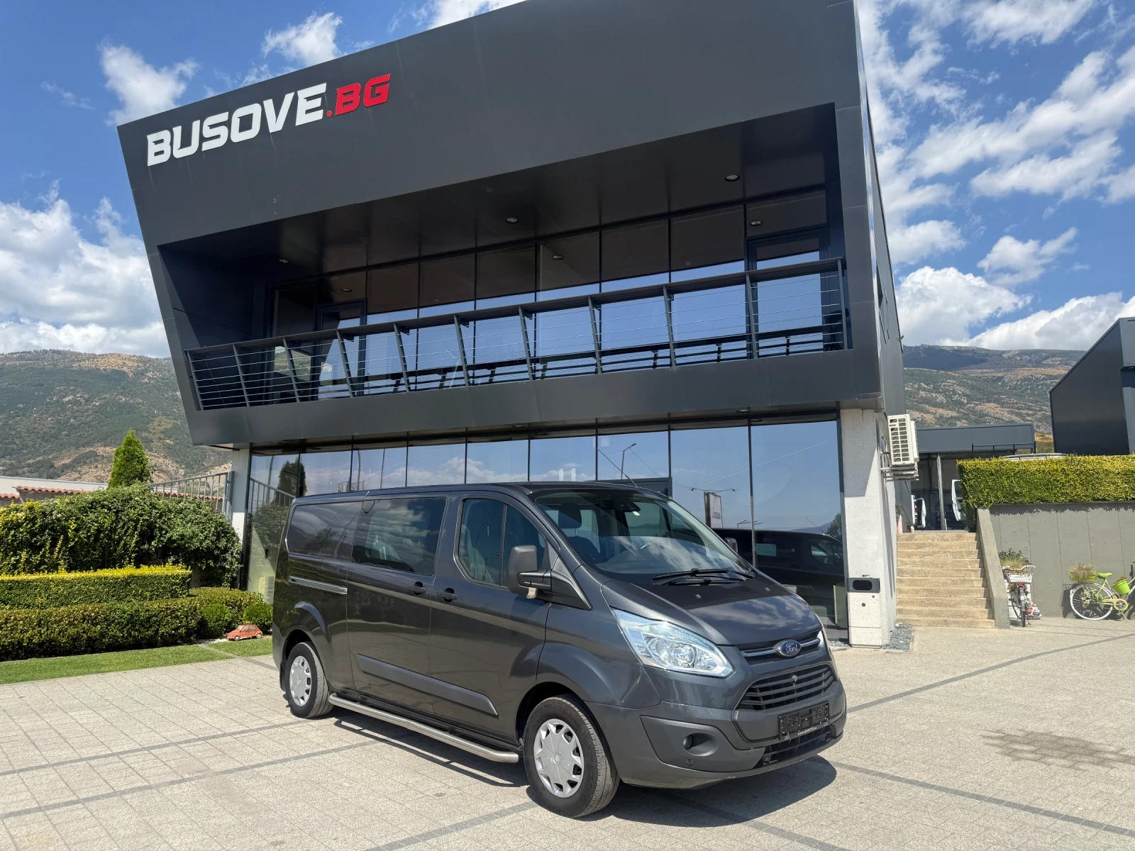 Ford Transit Custom 2.2TDCI 155к.с. L2H1 Товаропътнически 5-местен A/C