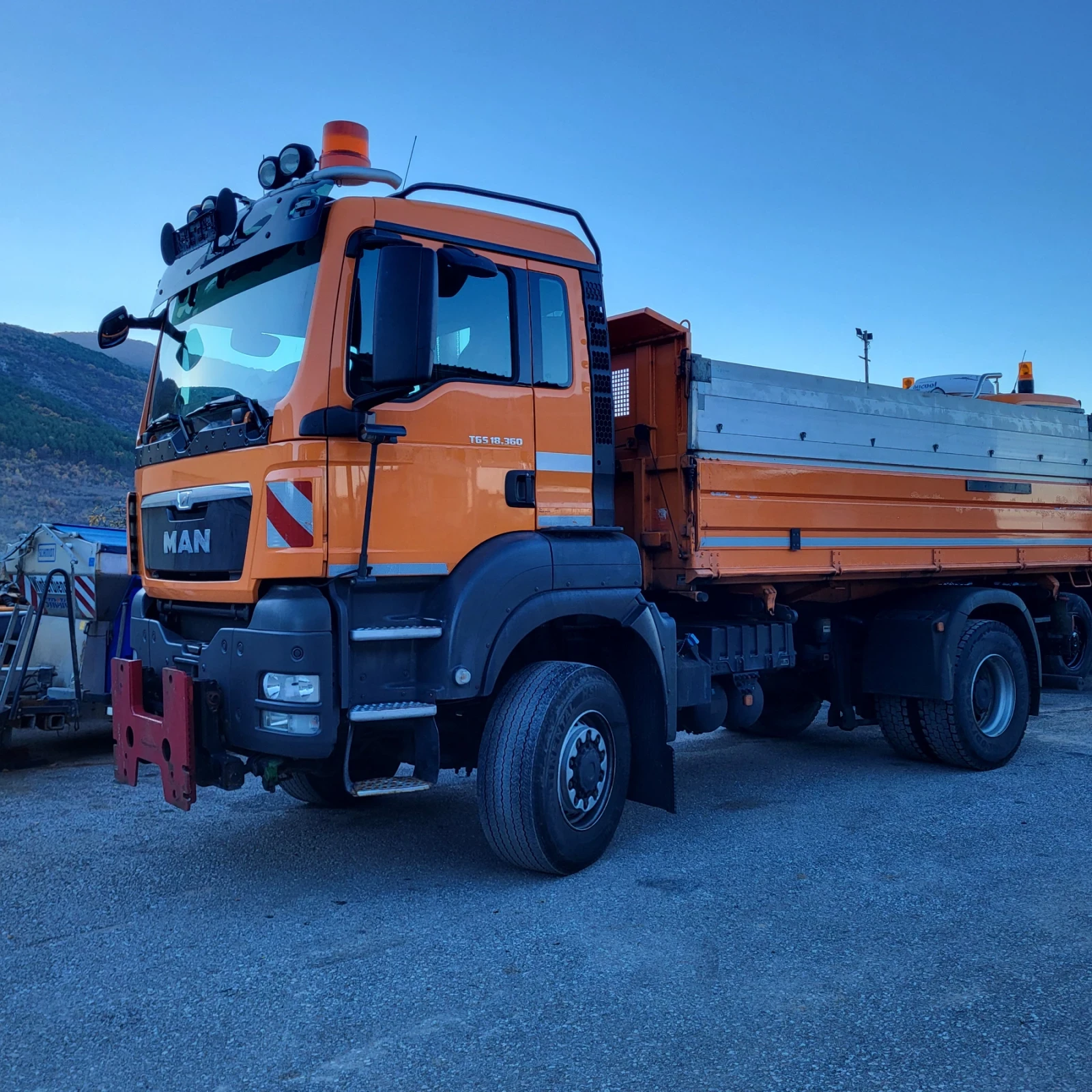 Man 18 TGS.18360.САМОСВАЛ ТОП СЪСТОЯНИЕ, снимка 8 - Камиони - 54996422