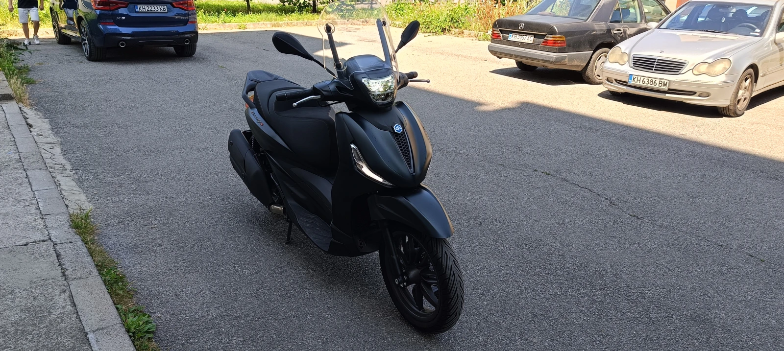 Piaggio Beverly 400 S ABS, снимка 9 - Мотоциклети и мототехника - 54947259