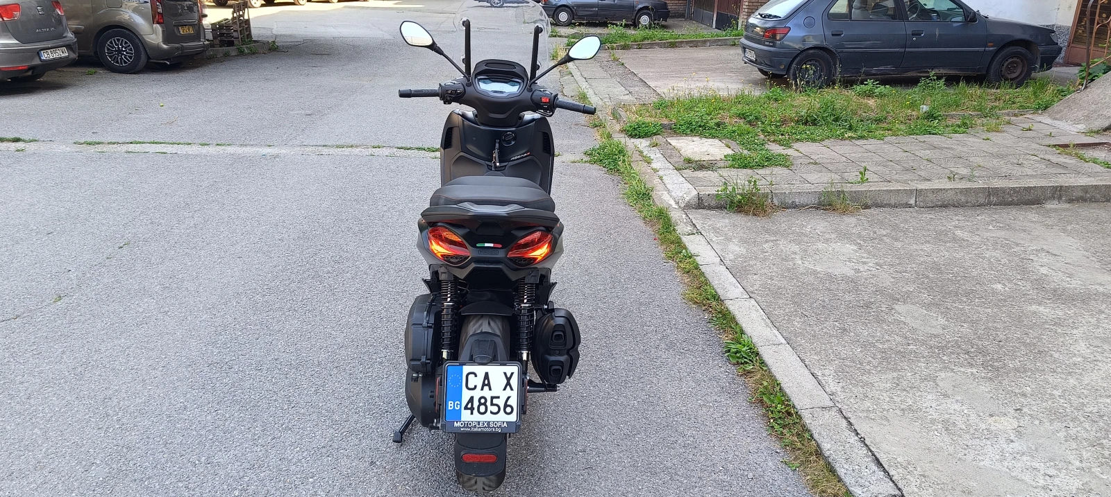 Piaggio Beverly 400 S ABS, снимка 10 - Мотоциклети и мототехника - 54947259