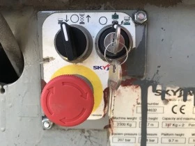 Автовишка Друга марка Ножична Skyjack SJ4632 12м, снимка 17