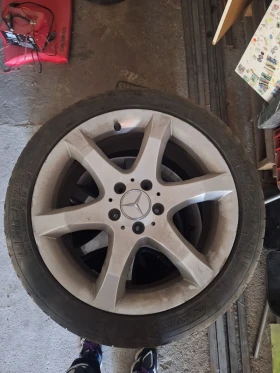        245/40R17  Mercedes-Benz C 220