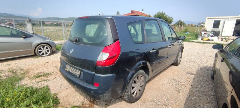 Renault Scenic, снимка 5 - Автомобили и джипове - 41560628