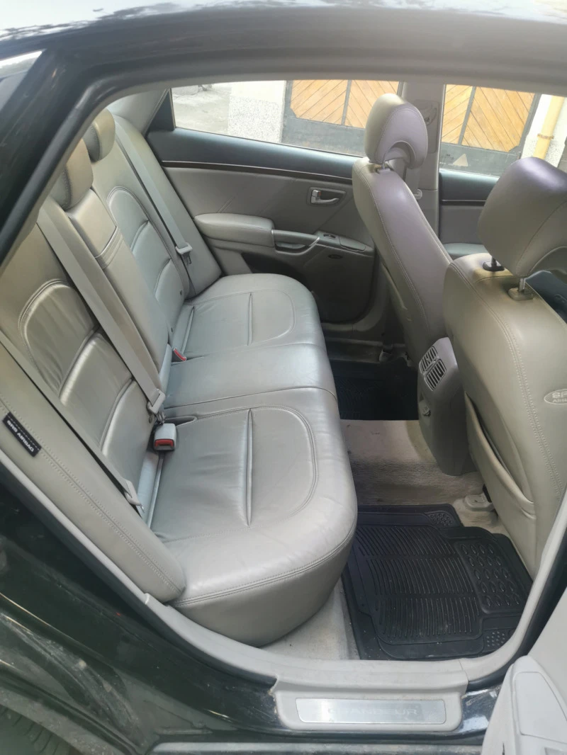 Hyundai Grandeur, снимка 7 - Автомобили и джипове - 47235218