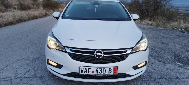 Opel Astra, снимка 6 - Автомобили и джипове - 47335857