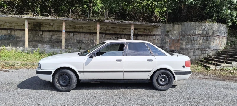 Audi 80, снимка 5 - Автомобили и джипове - 48098090