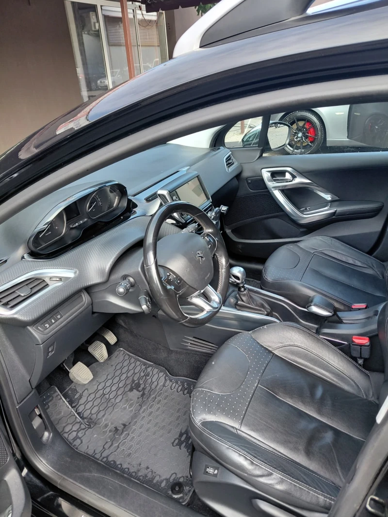 Peugeot 2008 Blue HDI, снимка 4 - Автомобили и джипове - 52060684