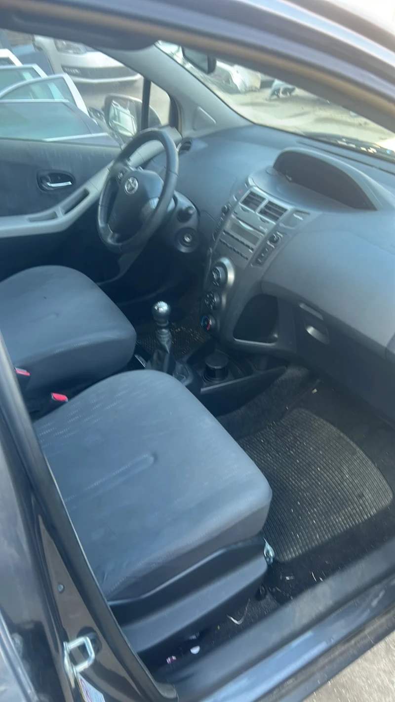 Toyota Yaris 1.4 d4d НОВ ВНОС, снимка 5 - Автомобили и джипове - 52967157
