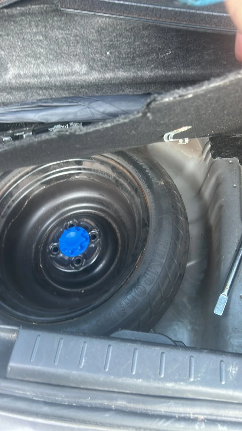 Toyota Yaris 1.4 d4d НОВ ВНОС, снимка 3 - Автомобили и джипове - 52967157